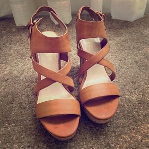 Guess wedges